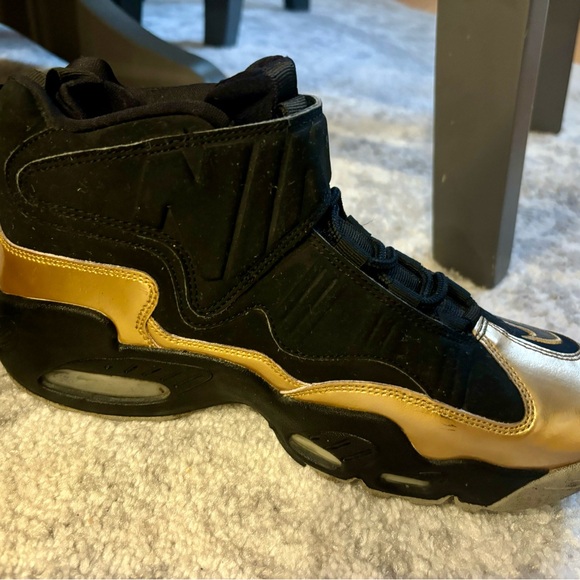 Nike Air Griffey Max 1 - Black & Metallic Gold - Picture 7 of 7